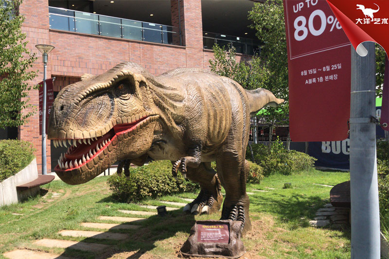 大洋藝術(shù)恐龍入駐韓國樂天百貨