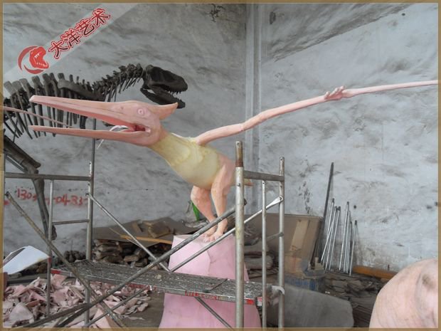 仿真恐龍制作現(xiàn)場-翼龍制作現(xiàn)場