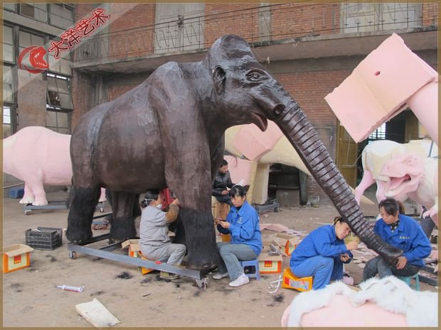 仿真恐龍制作現(xiàn)場-動物制作現(xiàn)場