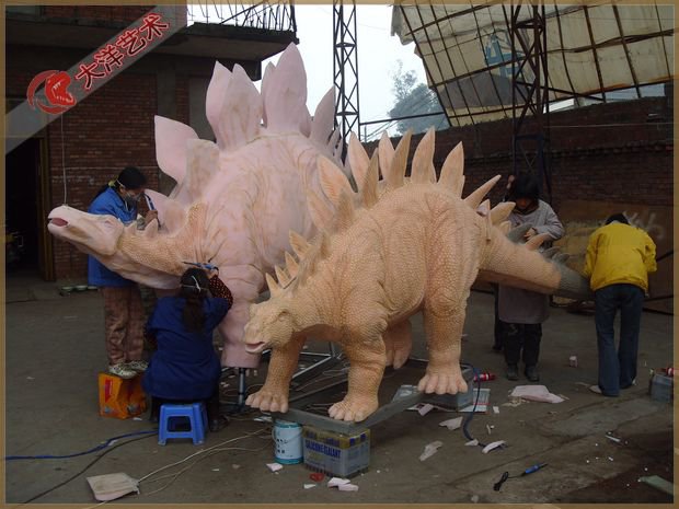 仿真恐龍制作現(xiàn)場-蜥腳類